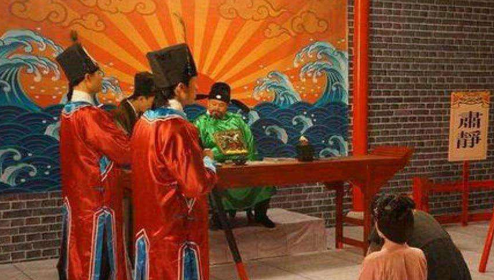 古代一个县有多少个官员？几十万的百姓怎么管理？