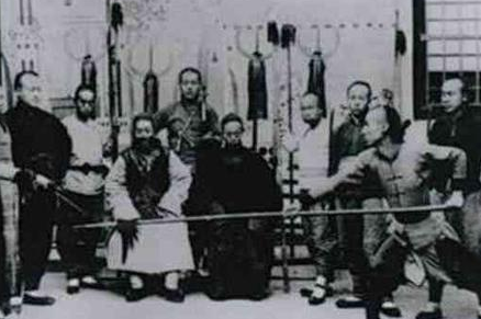 慈禧身边有几位保镖？他们分别是谁，功夫如何？