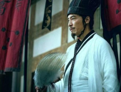 陆逊被诸葛亮八卦图困在其中 岳父为什么将人从阵中放出来