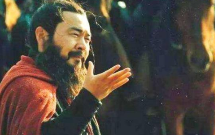 华容道中曹操为何能够活下来？诸葛亮是如何考虑的？