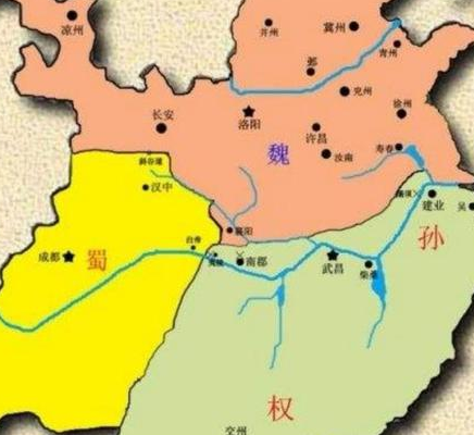 刘禅到底是在装傻还是真傻 哪里可以看出刘禅是在演戏