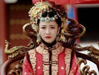 唯一一位穿着龙袍下葬的公主是谁？固伦荣宪公主是什么身份？