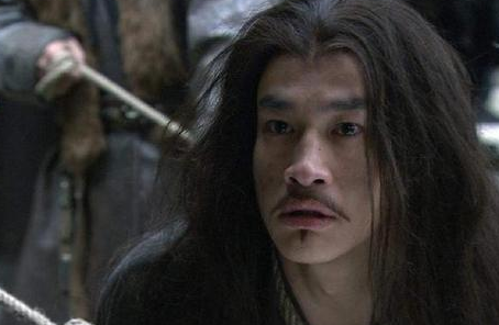 曹操在处决了吕布之后 留下的“三件宝贝”最后到了谁的手里