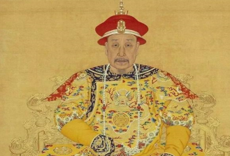 和珅早年被嘲笑穷，他后来怎么当上官员的？