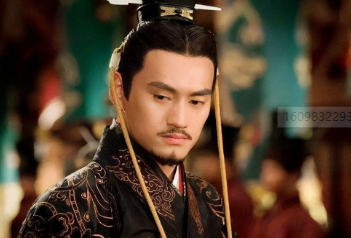 东汉在历史上的存在感远不及西汉，背后是何原因？