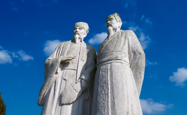 诸葛亮自称“布衣”，诸葛亮的出身并不简单