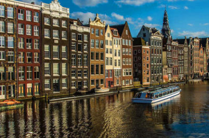阿姆斯特丹简介:荷兰首都及最大城市,是荷兰历史的一个缩影