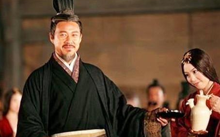 樊城之战关羽为什么要杀庞德 关羽是想拿他立威吗