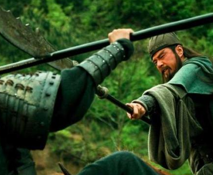 关羽在受伤之前华佗就被杀了 给关羽刮骨疗毒的人又是谁