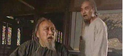 纳兰明珠和索额图之间党争，最后是怎么被康熙化解的？