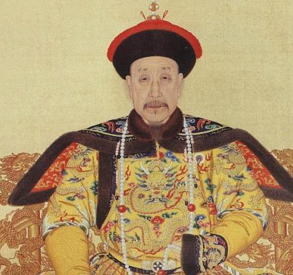 乾隆让位给嘉庆皇帝 嘉庆上位后是怎么看待老父亲的