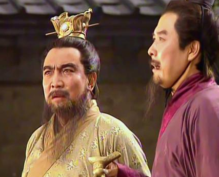 曹操和刘备都是农民起义军吗 不仅不是还是起义军的敌人