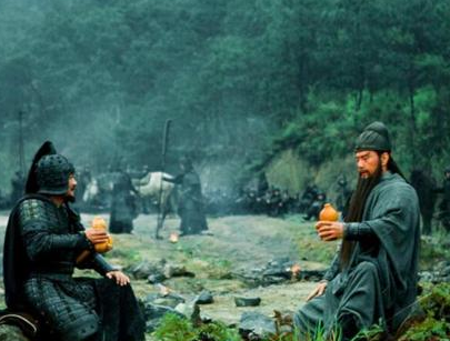 关羽身高有九尺之多 关羽身高真的有近三米吗