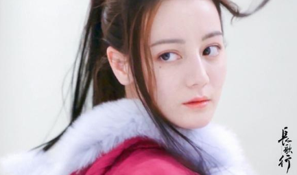 《长歌行》阿史那隼什么时候发现李长歌的女子身份？