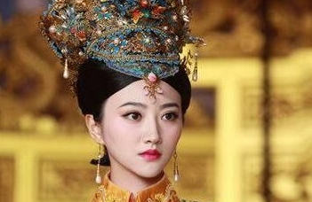 皇太极并不喜欢大玉儿，为什么最后还是娶了她呢？