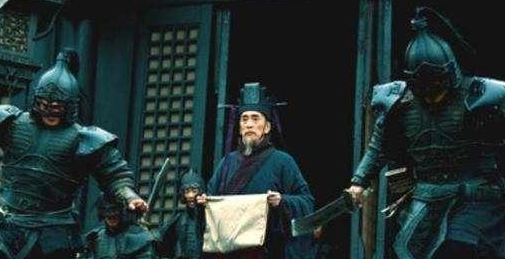 董卓一死西凉军就群龙无首，他没有儿子吗？
