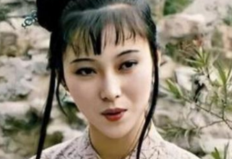 穷苦出身的邢岫烟在贾府中为何会受到众人的欣赏?