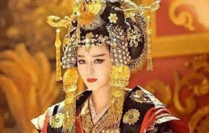 武则天身为女皇，为什么非常笃信佛教呢？