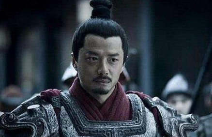 韩信没钱没人脉，他是怎么脱颖而出的？