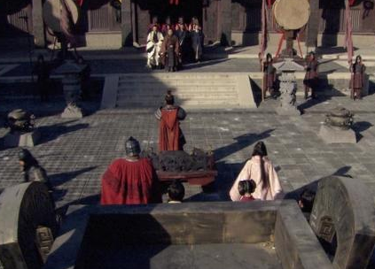 东周既然存在周天子 东周为什么还分春秋和战国