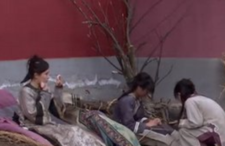 古代妃子被皇帝打落冷宫之后 太监为什么会抢着去伺候
