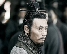 楼缓本是赵国大臣，他是在什么情况是投入秦国的？