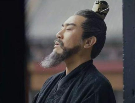 曹操放走关羽损失很大吗 曹操真的一点也不心疼吗