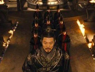 盛极一时的秦朝灭亡后，为何没有人复辟?