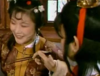 《红楼梦》中出现过哪些美食？于何时出现?