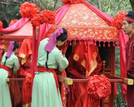 古代男子可以娶很多人老婆 那么古人纳妾的成本有多高