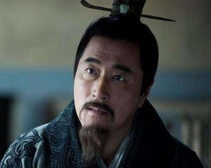 萧何备受好评与吹捧，为什么晚年时期要自毁名节？