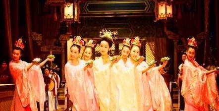 古代妃子侍寝为什么不能超过五十岁 皇帝是因为贪图美色吗