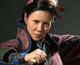 水浒传中孙二娘为何要给武松送东西？送的分别是什么