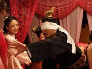 历史上真实的汉灵帝真的是个昏君吗？一生有何作为？