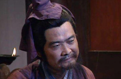 庞统是个战略人才，为何不去投靠孙权和曹操呢？