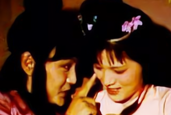 红楼梦中与贾宝玉最亲密的女子是谁?是黛玉吗？