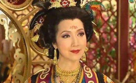 从宫女到两朝国母，郑太后的一生有多传奇？