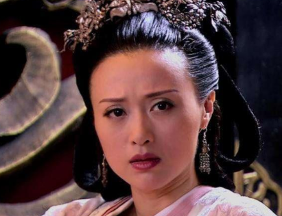 薄姬为什么会和儿子刘恒葬在一起？
