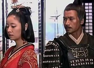 请周亚夫吃饭却不给他筷子，汉景帝这么做的目的是什么？