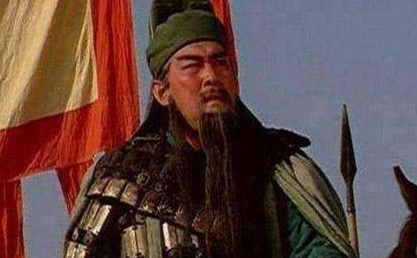 刘备不看好马谡，为何诸葛亮仍然要重用他呢？