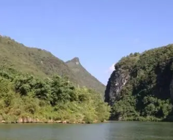韩愈所作的《贞女峡》，描绘了惊心动魄的宏阔场景