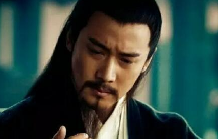 马谡为何不听诸葛亮的命令，执意领兵上山呢？