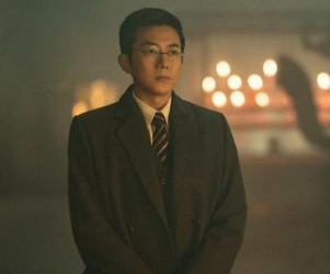 《前行者》范雅萝为什么要去香港?她为什么会被绑架？