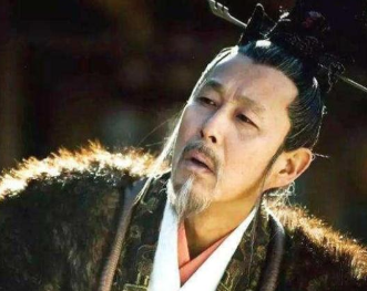 彭越和韩信为什么是最早死的功臣？