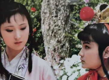 红楼梦中薛宝钗最后是什么结局？宝玉为何抛弃她？