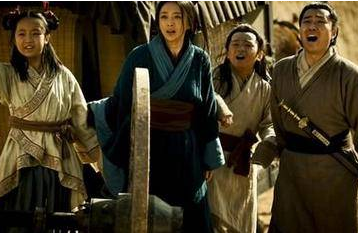 审食其跟吕后是什么关系?俩人相依为命七年，胜似夫妻