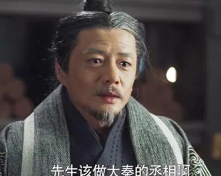 吕不韦自杀是因为秦始皇的信吗 这信上到底写了什么