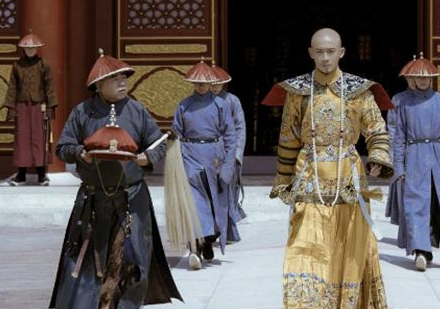 雍正为什么把三子弘时过继给别人 仅仅是为了乾隆那么简单吗