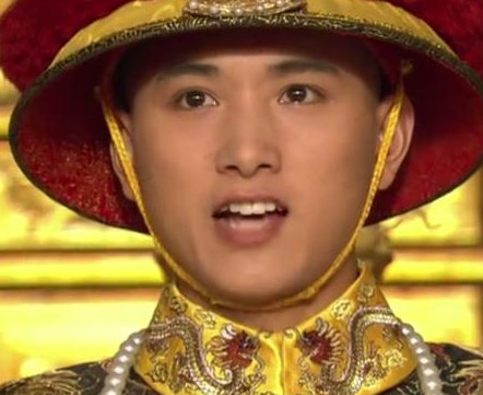 弘昼装疯卖傻的原因是什么 乾隆登基后他怎么样了