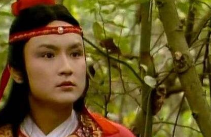 红楼梦第26回主要内容是什么？这回该如何解析？
